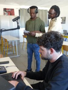 Cette photo P1310198.JPG, a été réduite de 95.11 % le Mardi 13 Mai 2025 à 14:05 par Emjysoft Photo Réducteur v6.0 à télécharger sur https://www.emjysoft.com/
